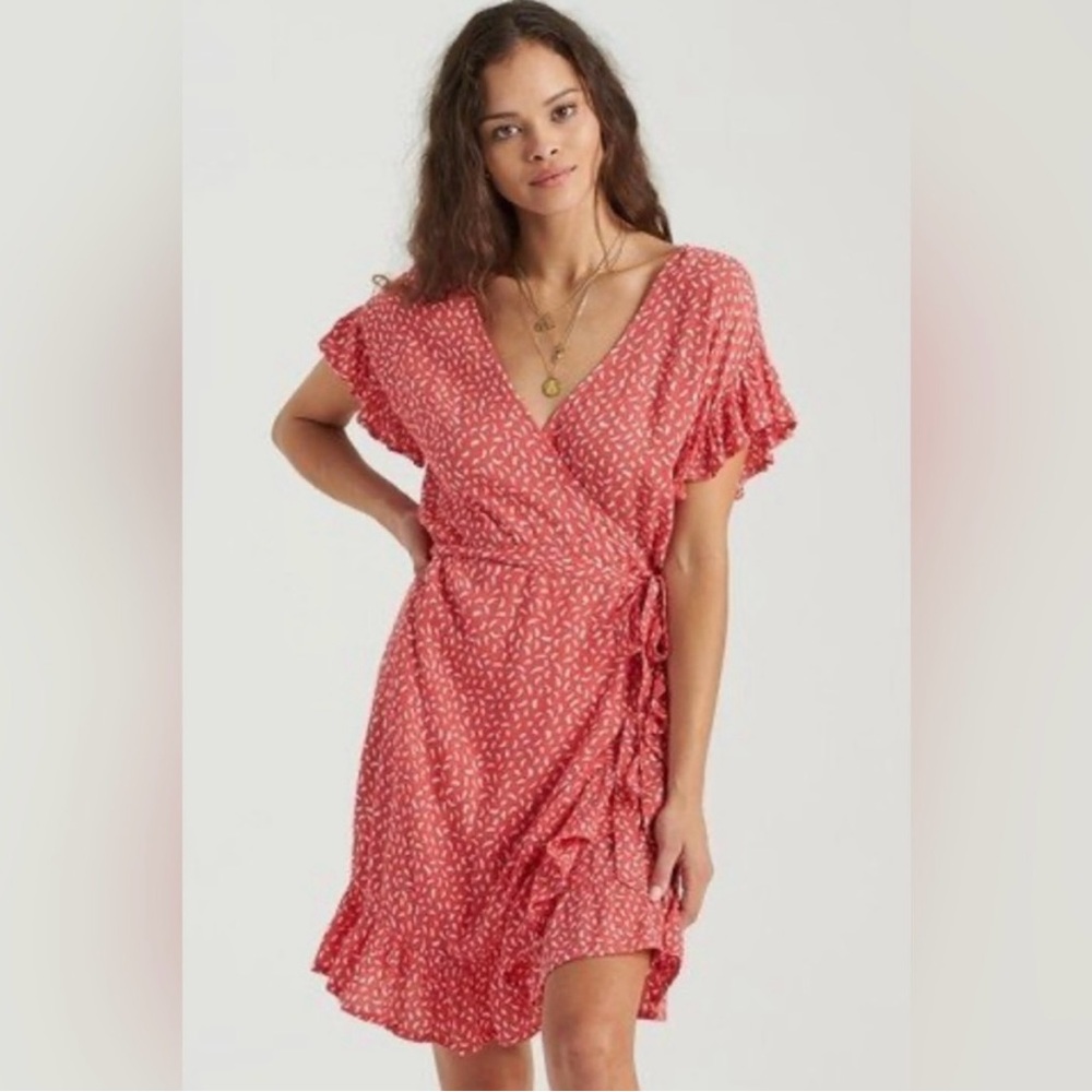 Billabong Wrap and Roll Mini Dress Guava Ruffle Short Sleeve Woven